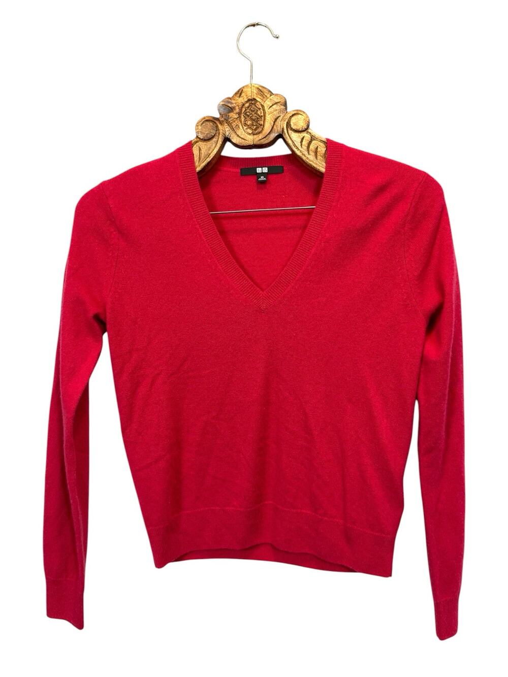 Uniqlo 100% Cashmere Sweater V Neck Red Pullover Knit xs